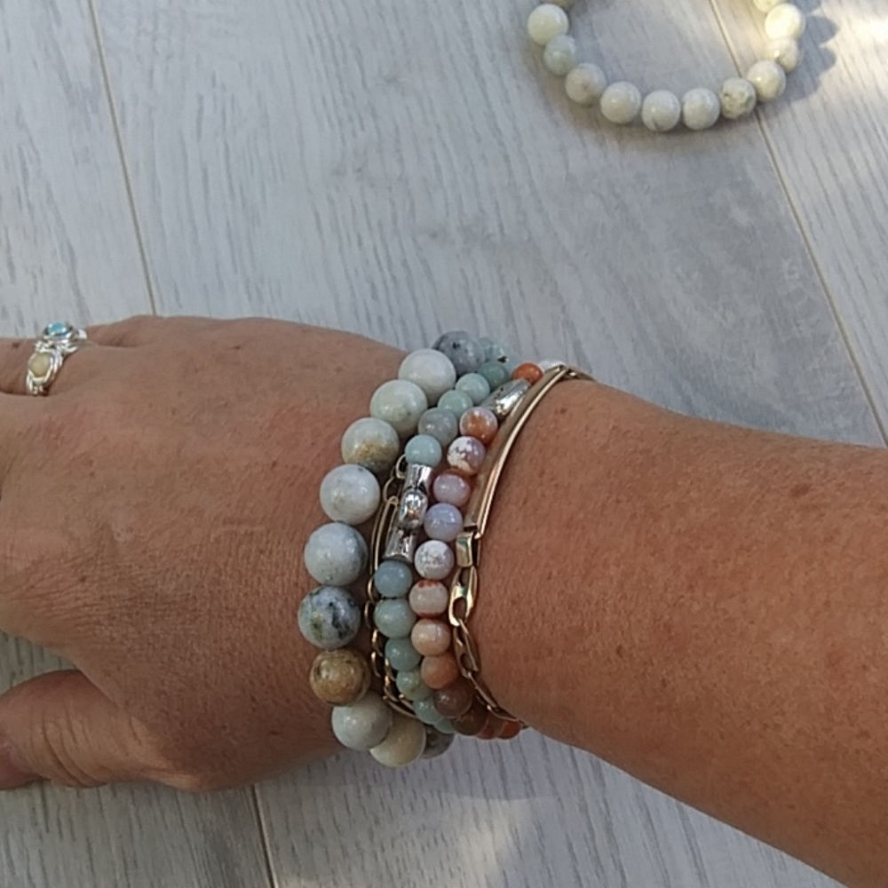 NWT Serpentine Stone Bracelet - Picture 2 of 8